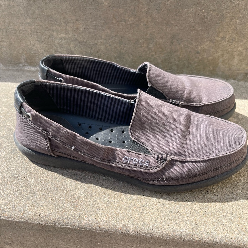 Croc’s Walu Canvas Woman’s Loafer Size 10
